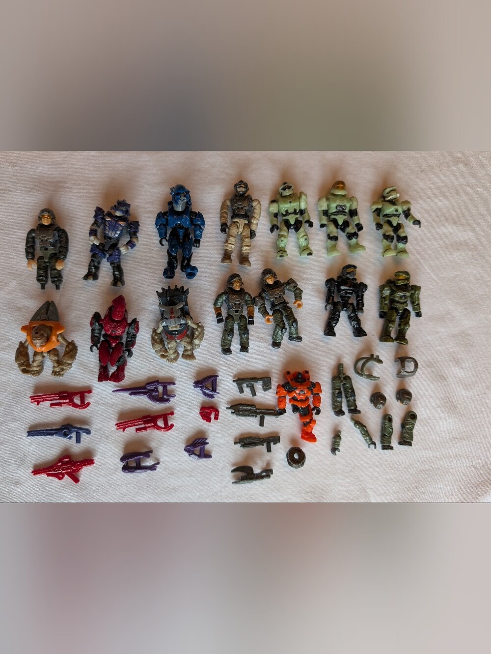 Halo Mega Construx Bloks Lot Of Figures Parts And Weapons